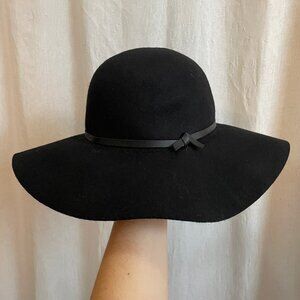 Black Felt Wide Brim Hat